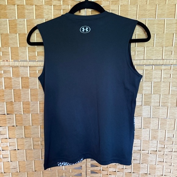 Under Armour Exploded Black Tank Boys / Youth Size Medium - Picture 7 of 7